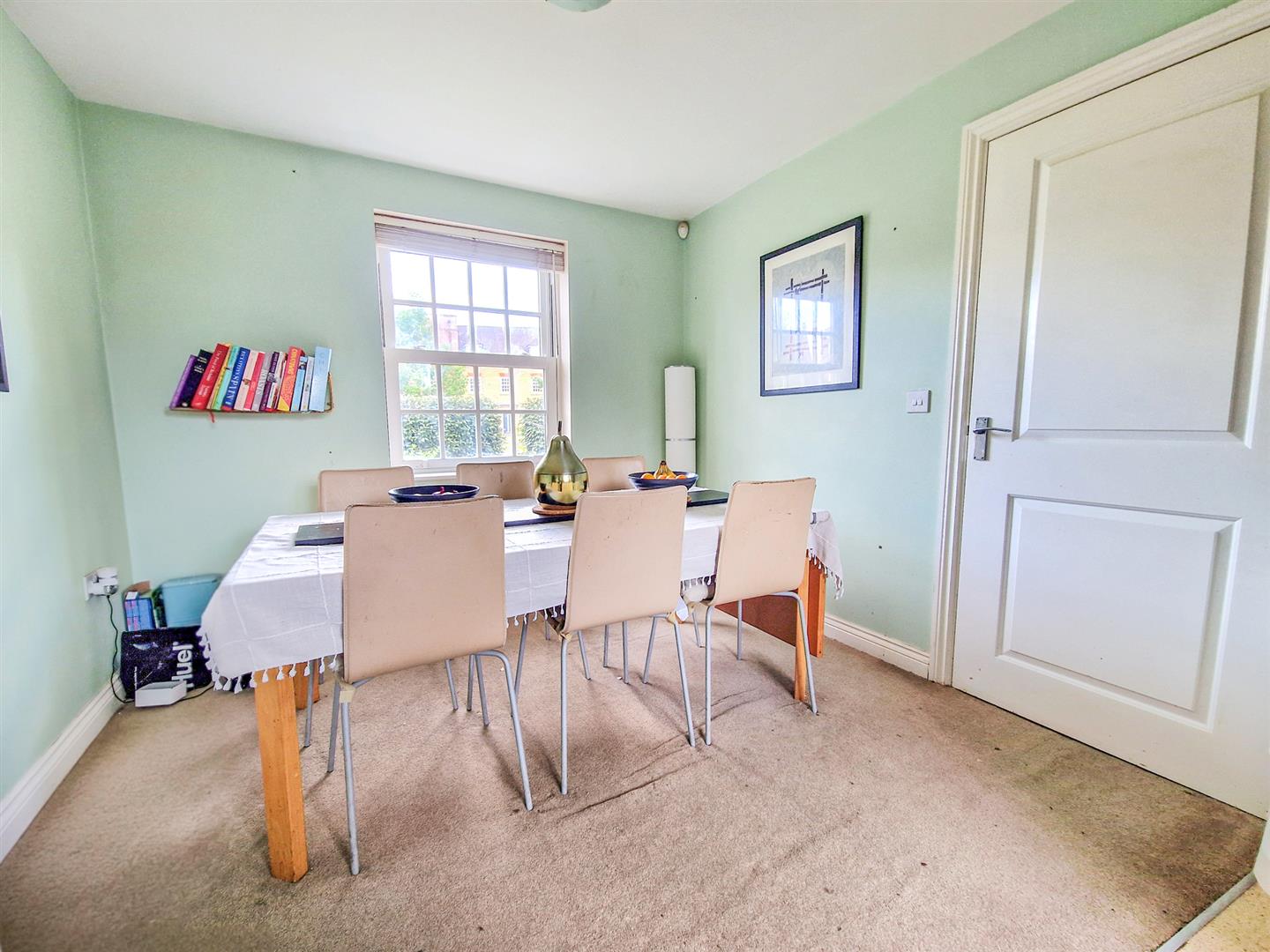4 bed property in Saxon Way, Bedford